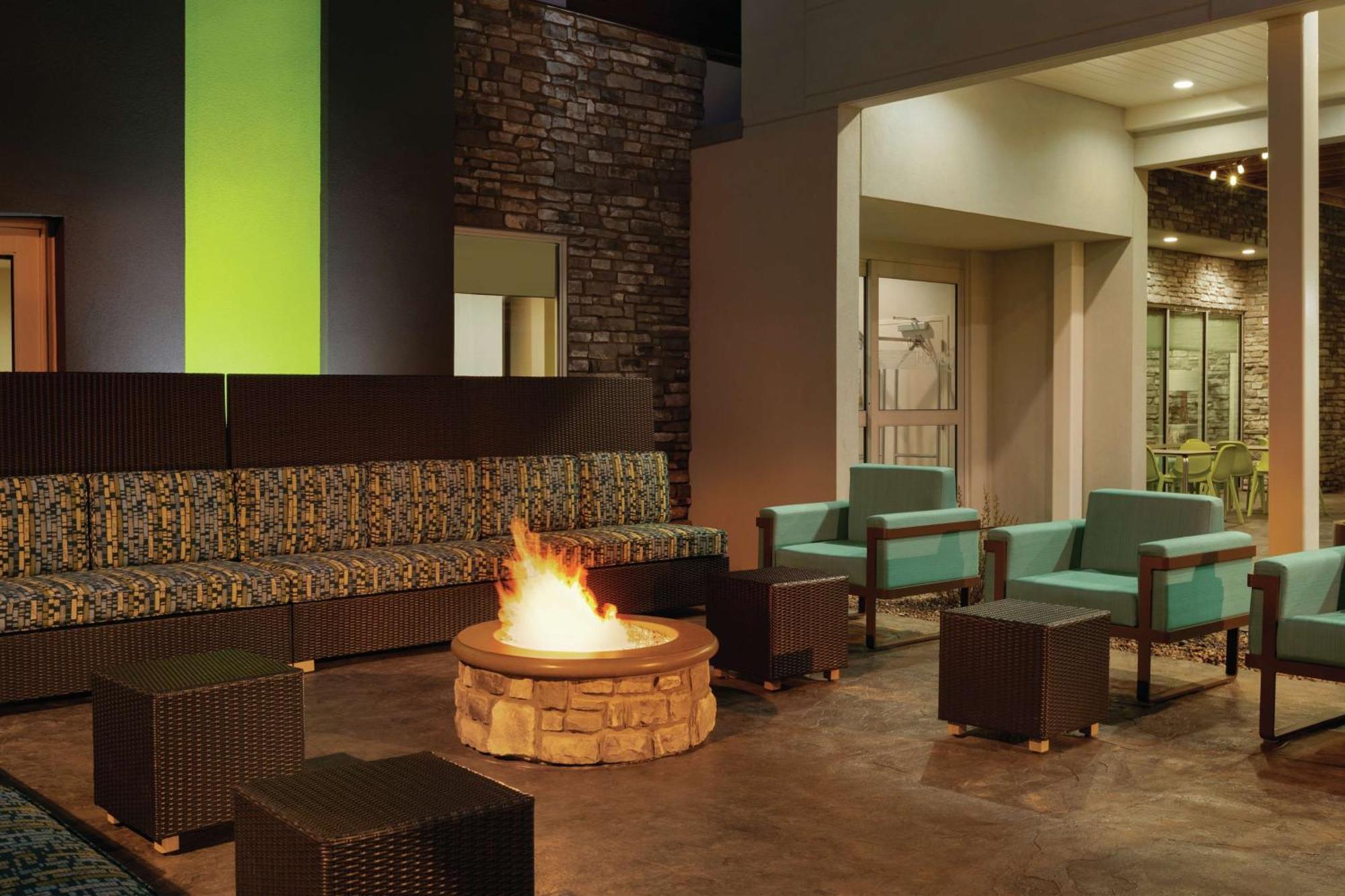 Home2 Suites By Hilton Williamsville Buffalo Airport Экстерьер фото
